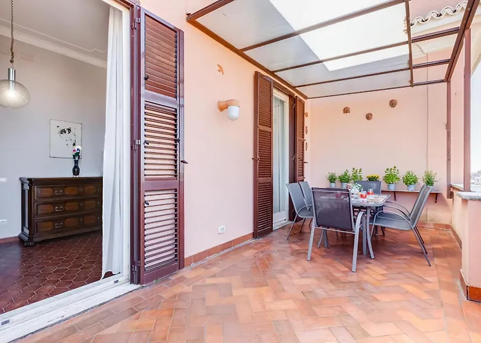Terrace With A View Of Roma