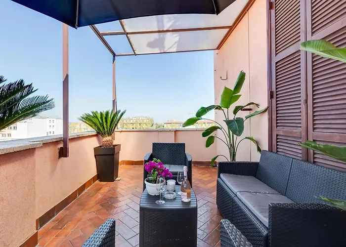 Terrace With A View Of Appartamento Roma